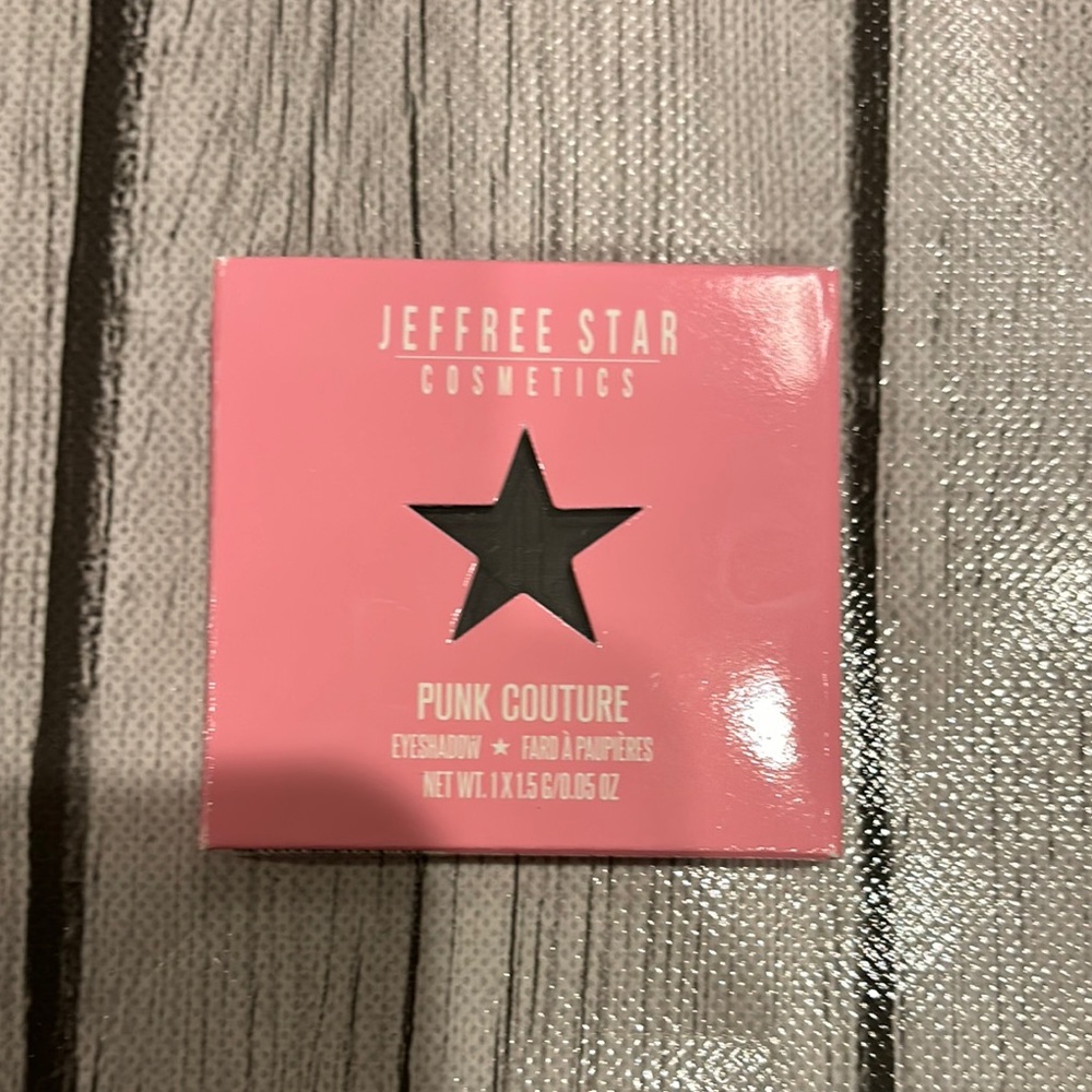 Jeffree Star Punk  couture Eyeshadow